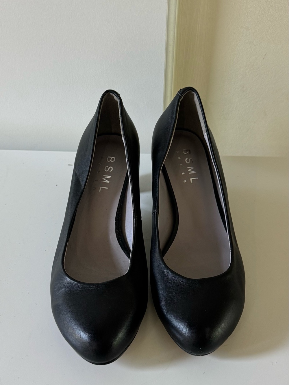 Black Classic Round-Toe Heels for Women Size 6.5